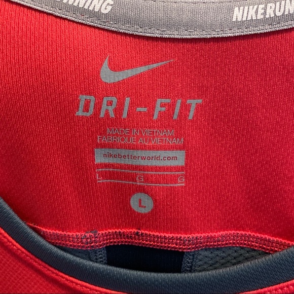 Nike Dri-Fit Top Sz Women Large Running yoga workout Athleisure Back Detail - Picture 3 of 3